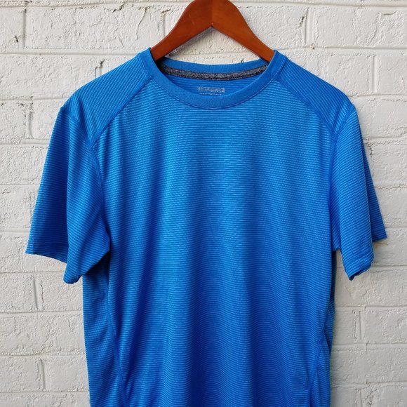 $5 SALE * Men's Medium Layer 8 Performance Qwick Dry blue tee - Picture 7 of 13